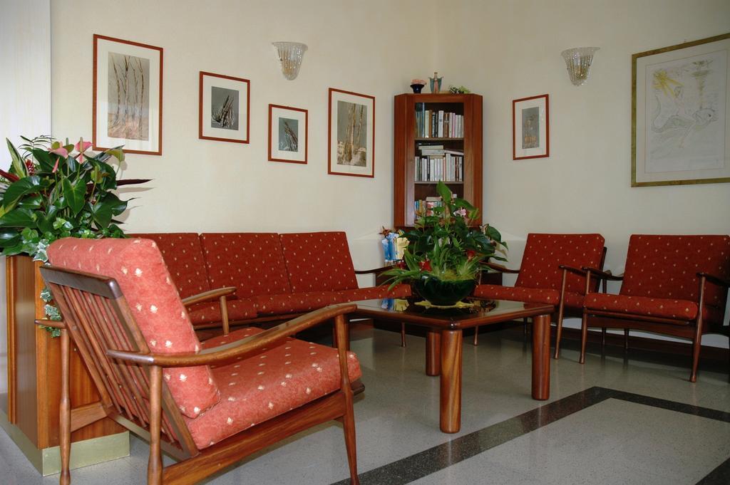 Pensione Villa Joli Τζεσόλο Λίντο Εξωτερικό φωτογραφία