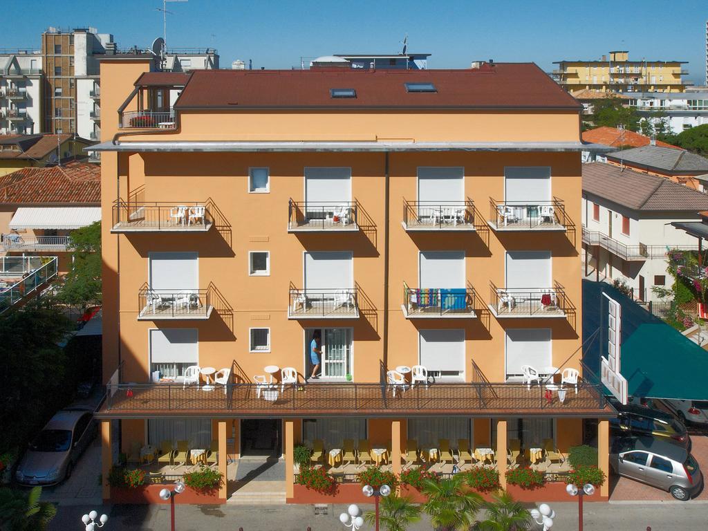 Pensione Villa Joli Τζεσόλο Λίντο Εξωτερικό φωτογραφία