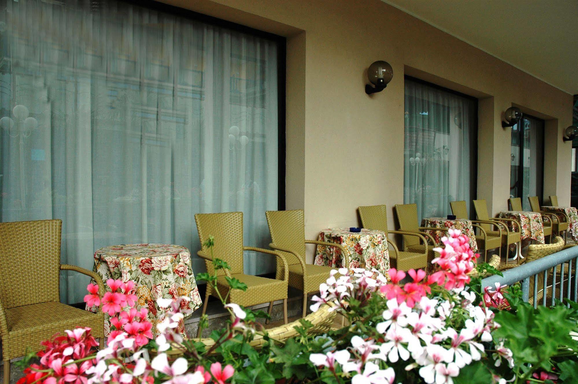 Pensione Villa Joli Τζεσόλο Λίντο Εξωτερικό φωτογραφία